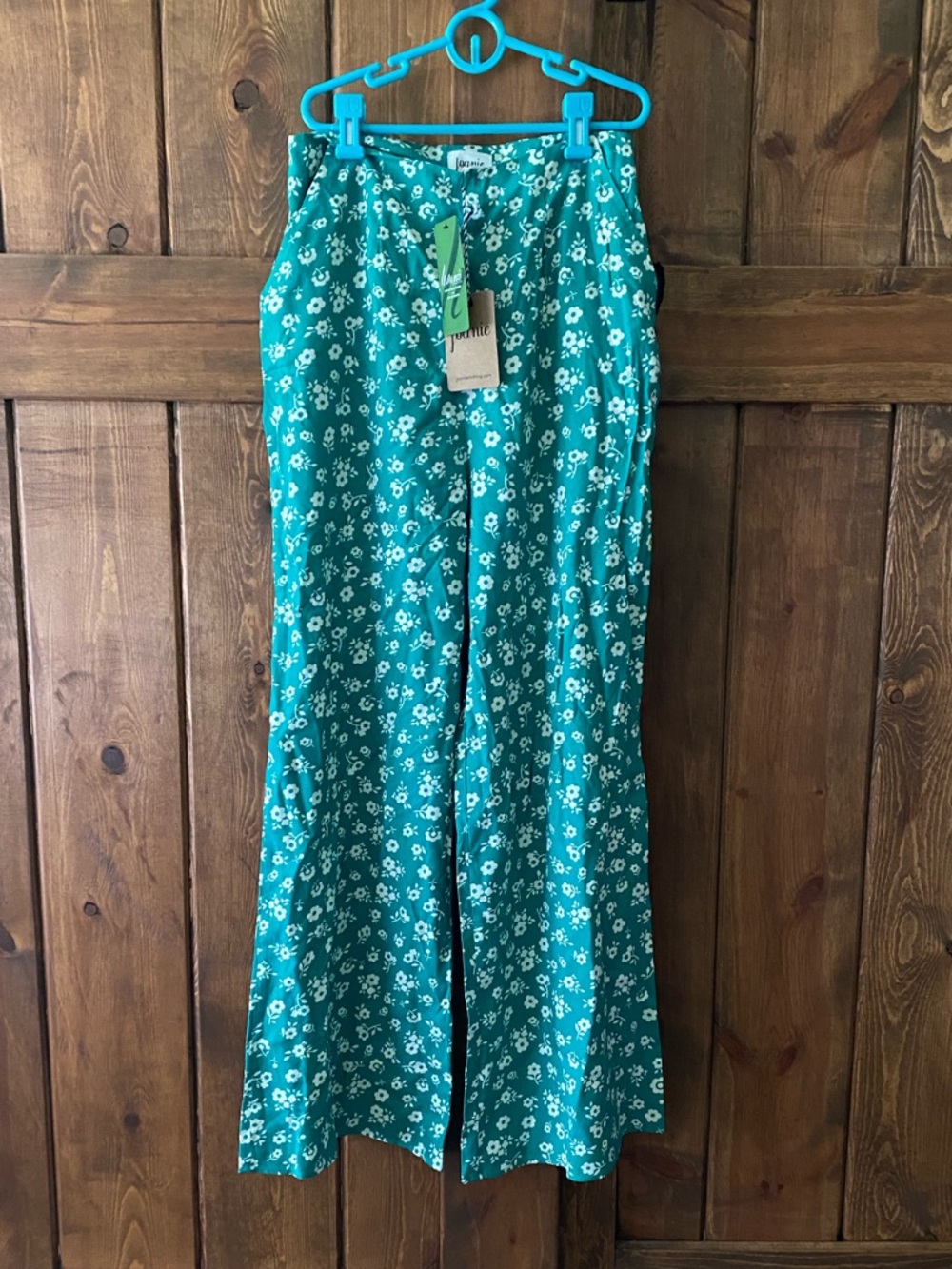 Joanie clothing Green Floral Pants